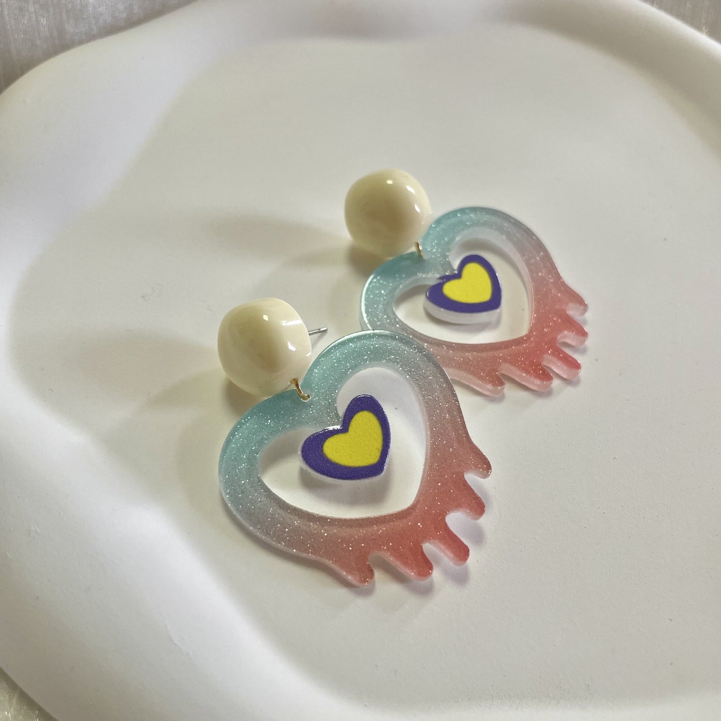 Acrylic Love Creative Earrings MIC-MMZ004