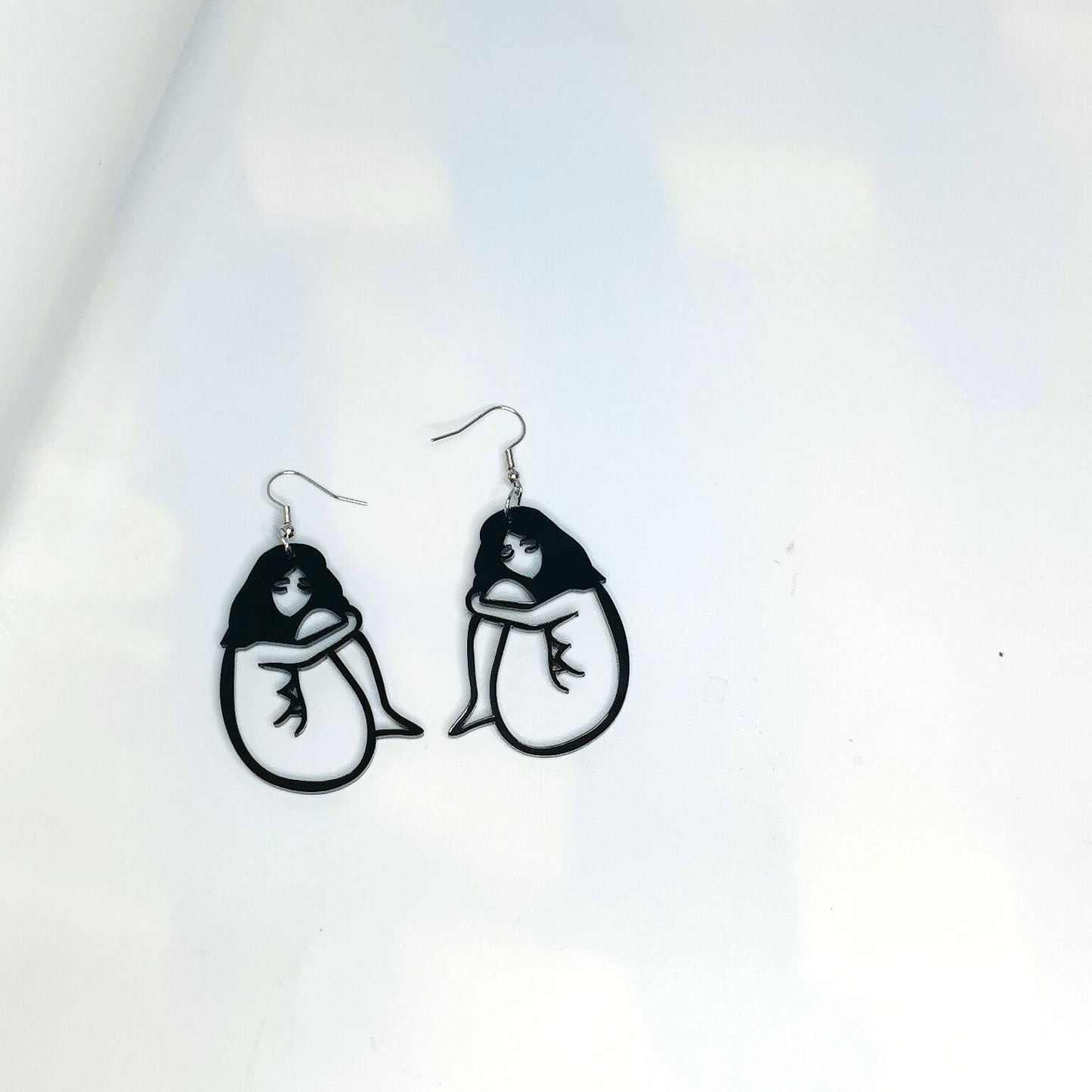 Acrylic Abstract Sad Women's Earrings (Minimo de Compra 2) MYA-JiuT022