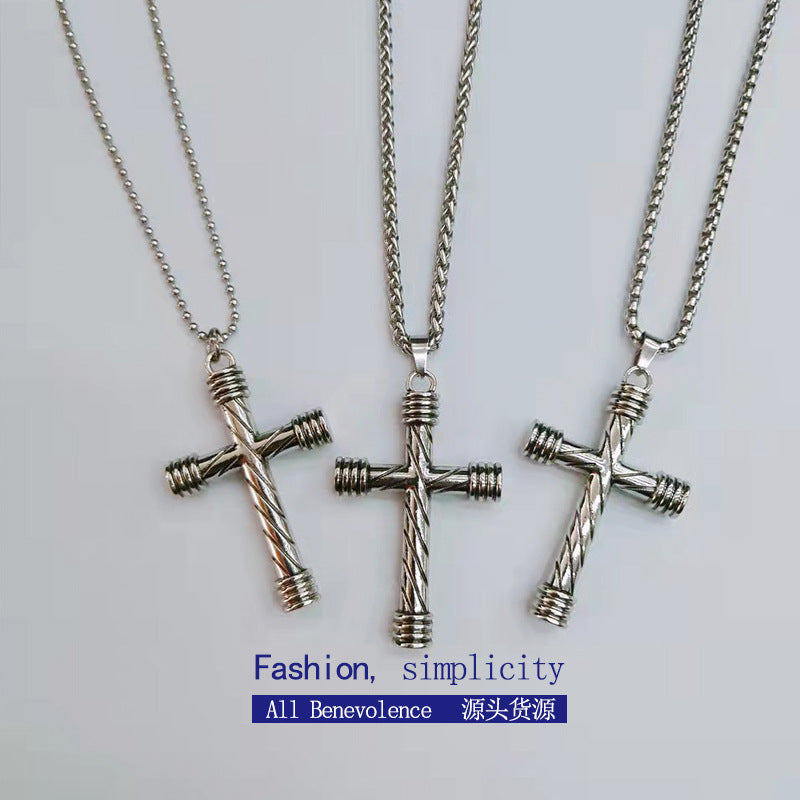 Stainless steel diamond studded cross necklace (Minimo de Compra 2)  MYA-ZhongR002