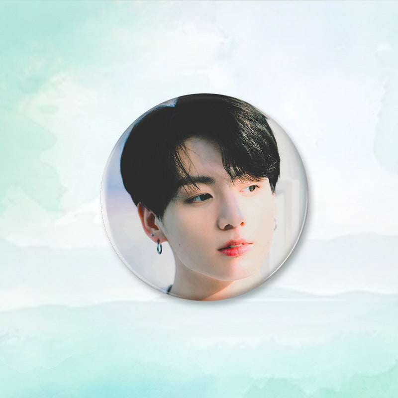 Alloy BTS bulletproof youth team brooch (Minimo de compra 5) MYA-XiangL099