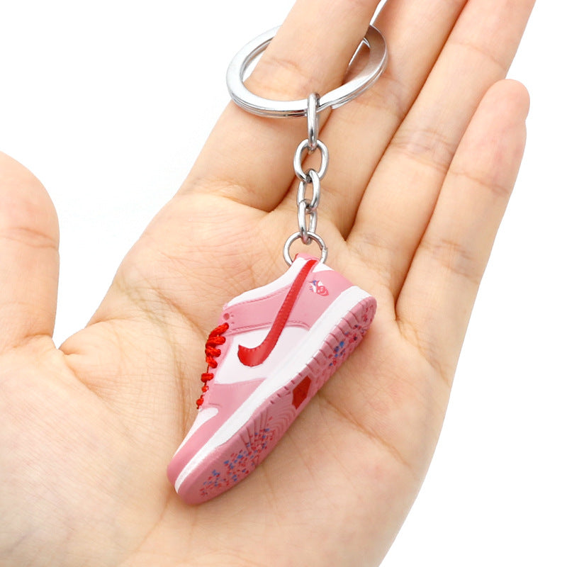 plastic trend skateboard shoes keychain (M) MIC-QLP002