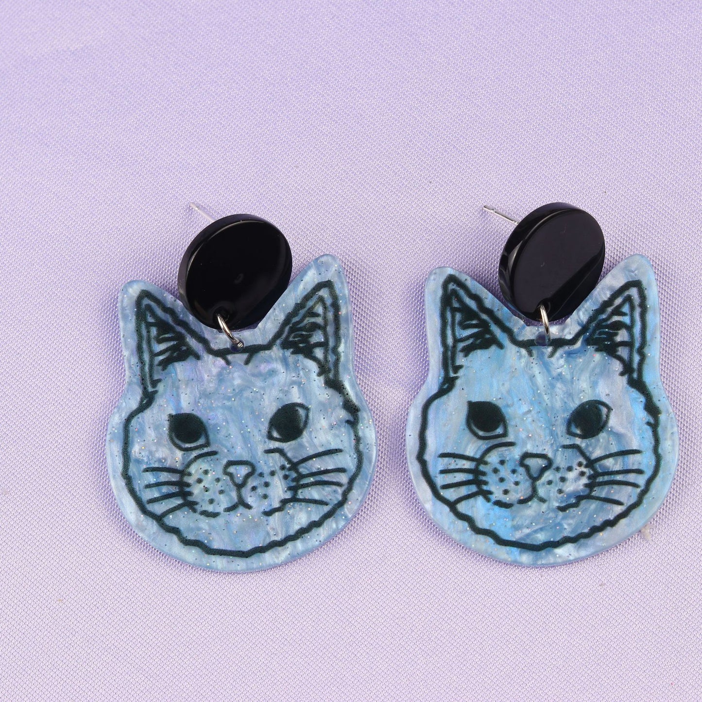 Acrylic cartoon cat earrings (Minimo de Compra 2) MIC-DuA041