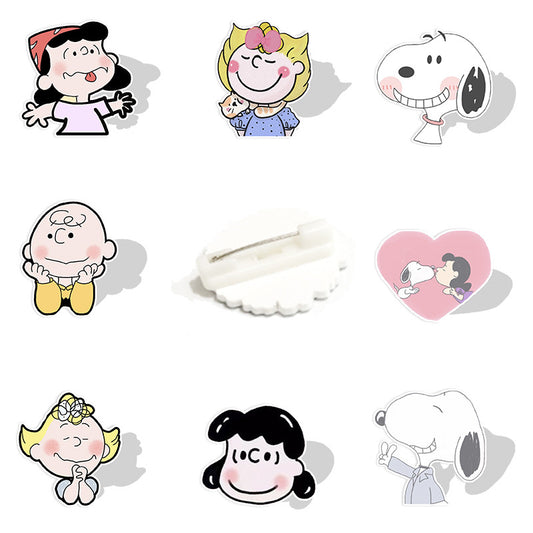 Acrylic cartoon cute Snoopy brooch (Minimo de compra 2) MYA-WeiJ006