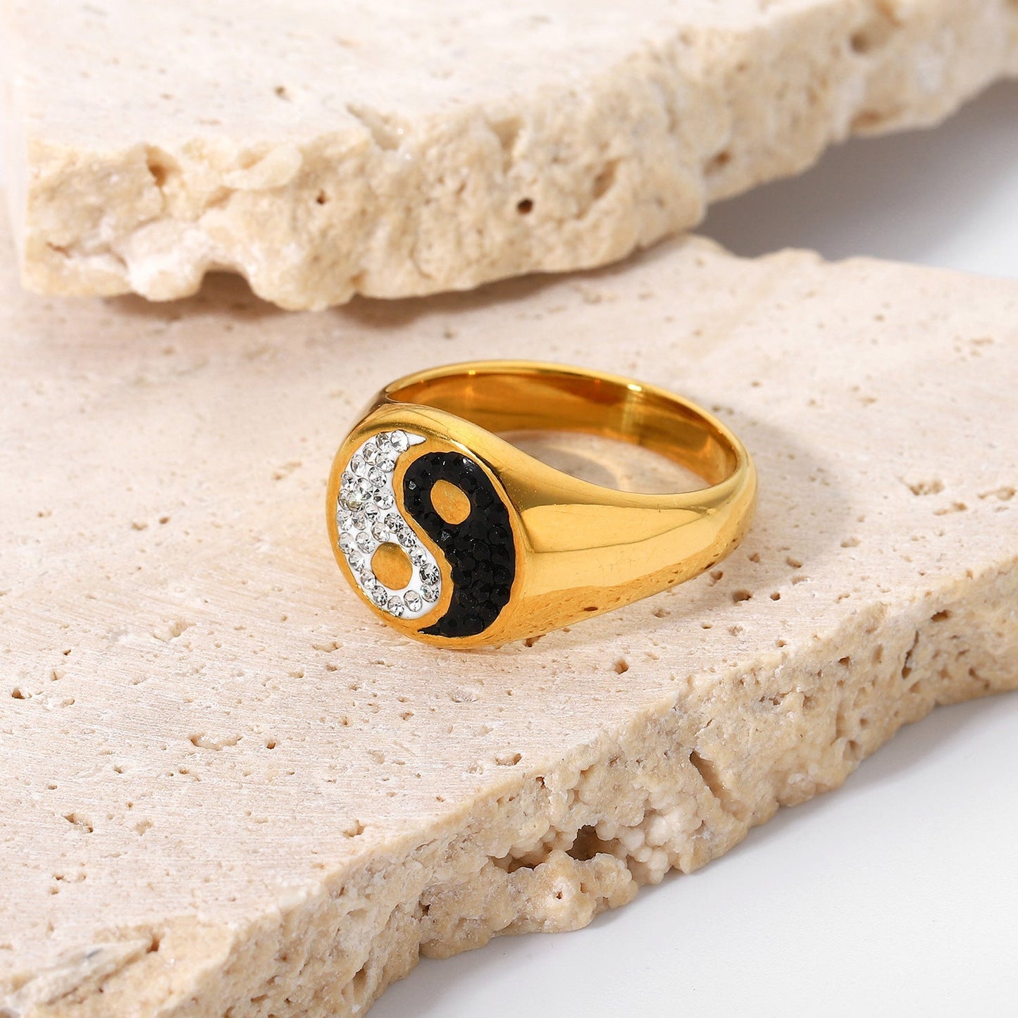 Stainless Steel Black & White Yin Yang Gold Plated Ring MIC-JieD003