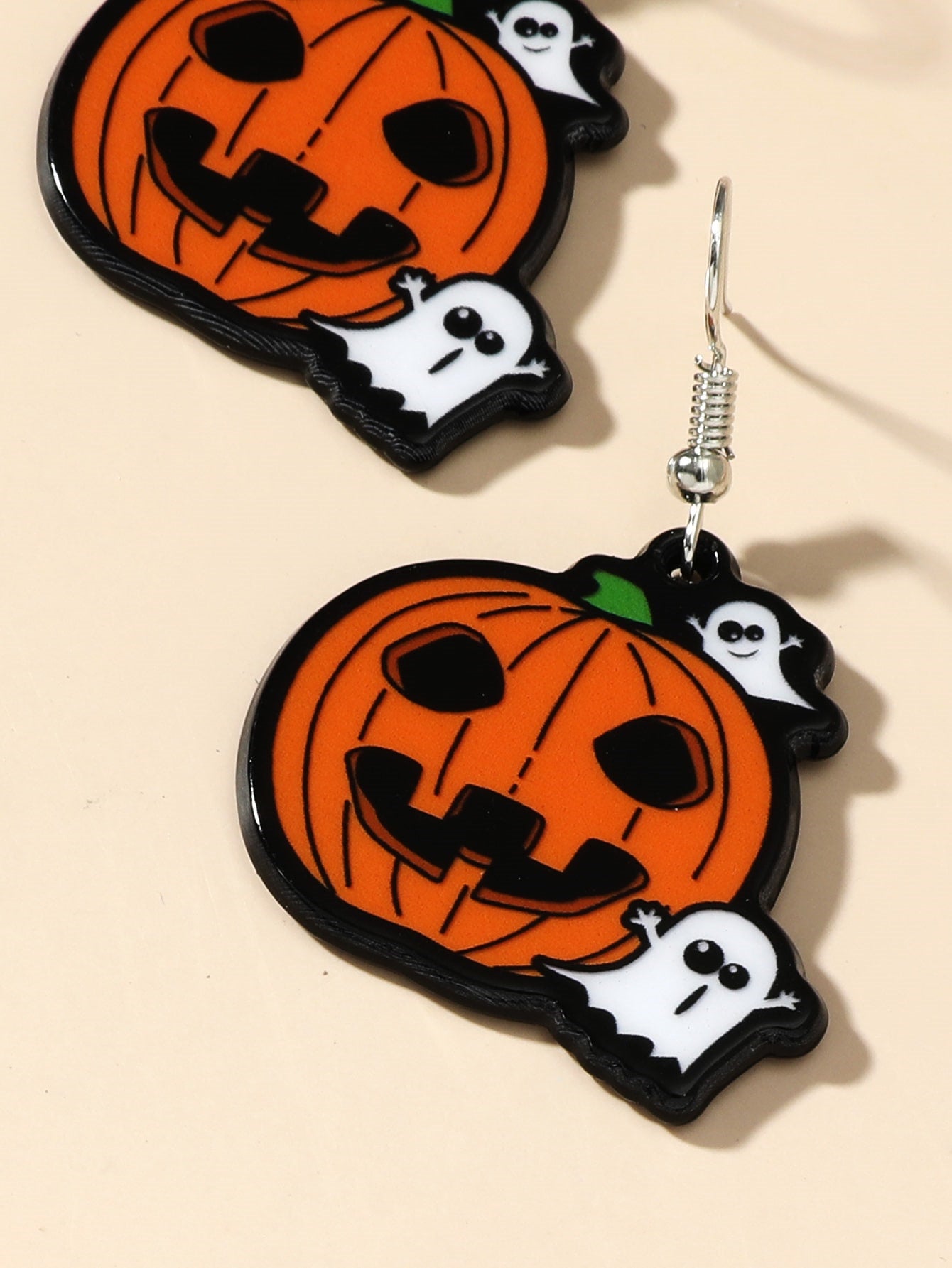 Acrylic New Halloween Collection Earrings  (Minimo de Compra 2) MYA-QiS048