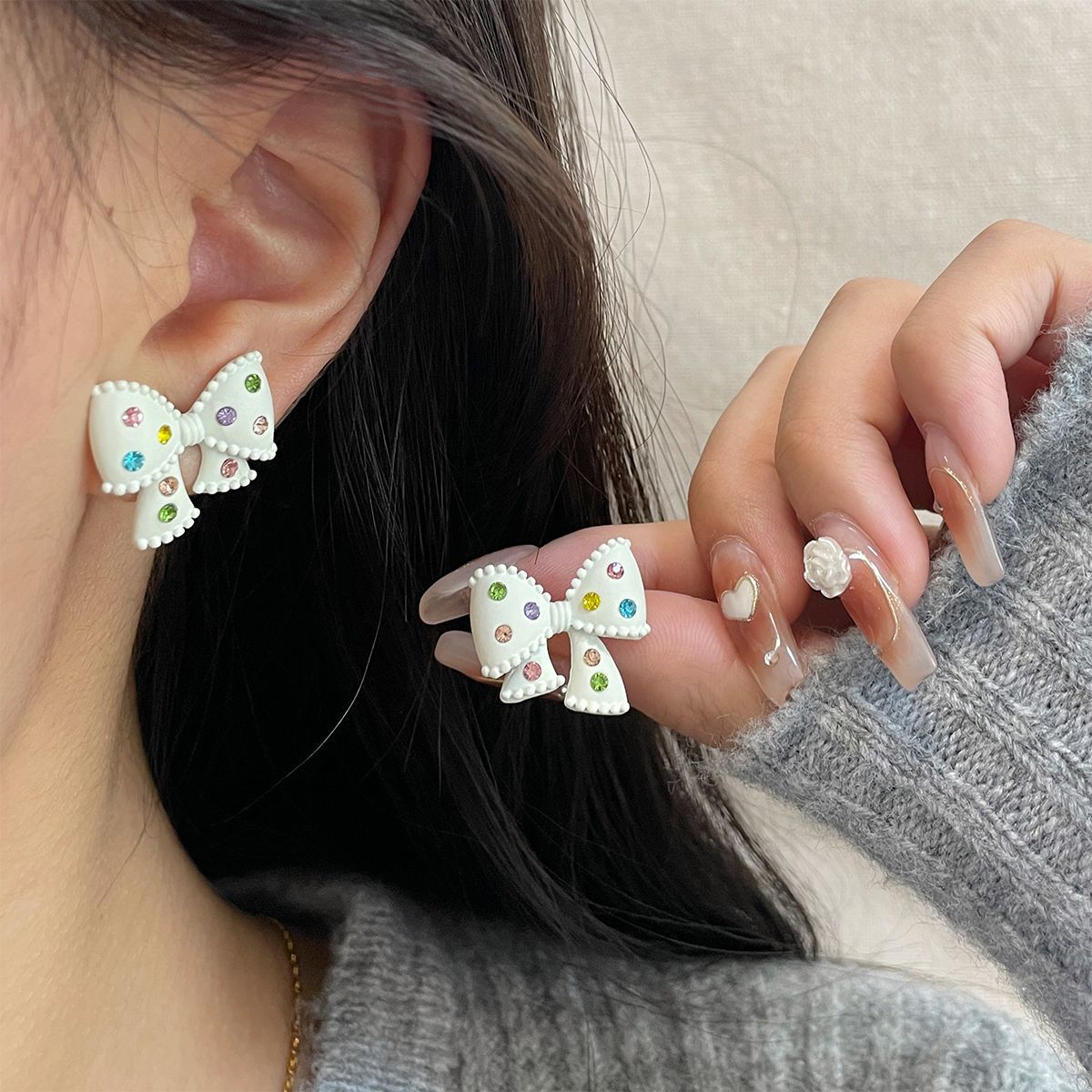 Acrylic colored diamond bow earrings (Minimo de Compra 2) MIC-ShuangX023