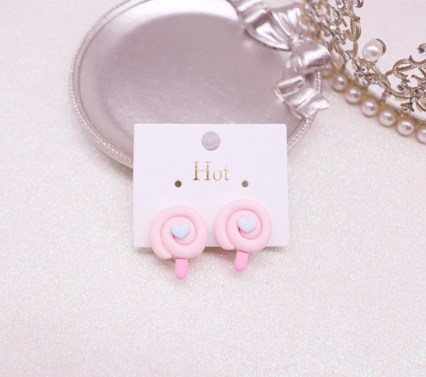 Resin cartoon character ear clip (Mimimo de compra 2) MYA-MuM008