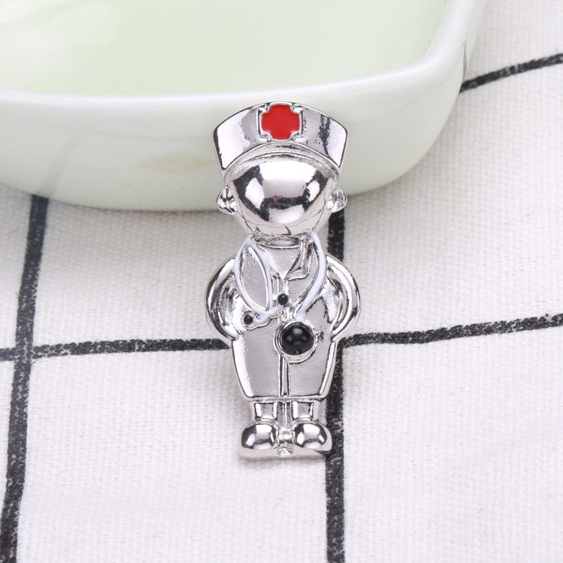 Alloy doctor shaped brooch (Minimo de Compra 3) MIC-MeiM001