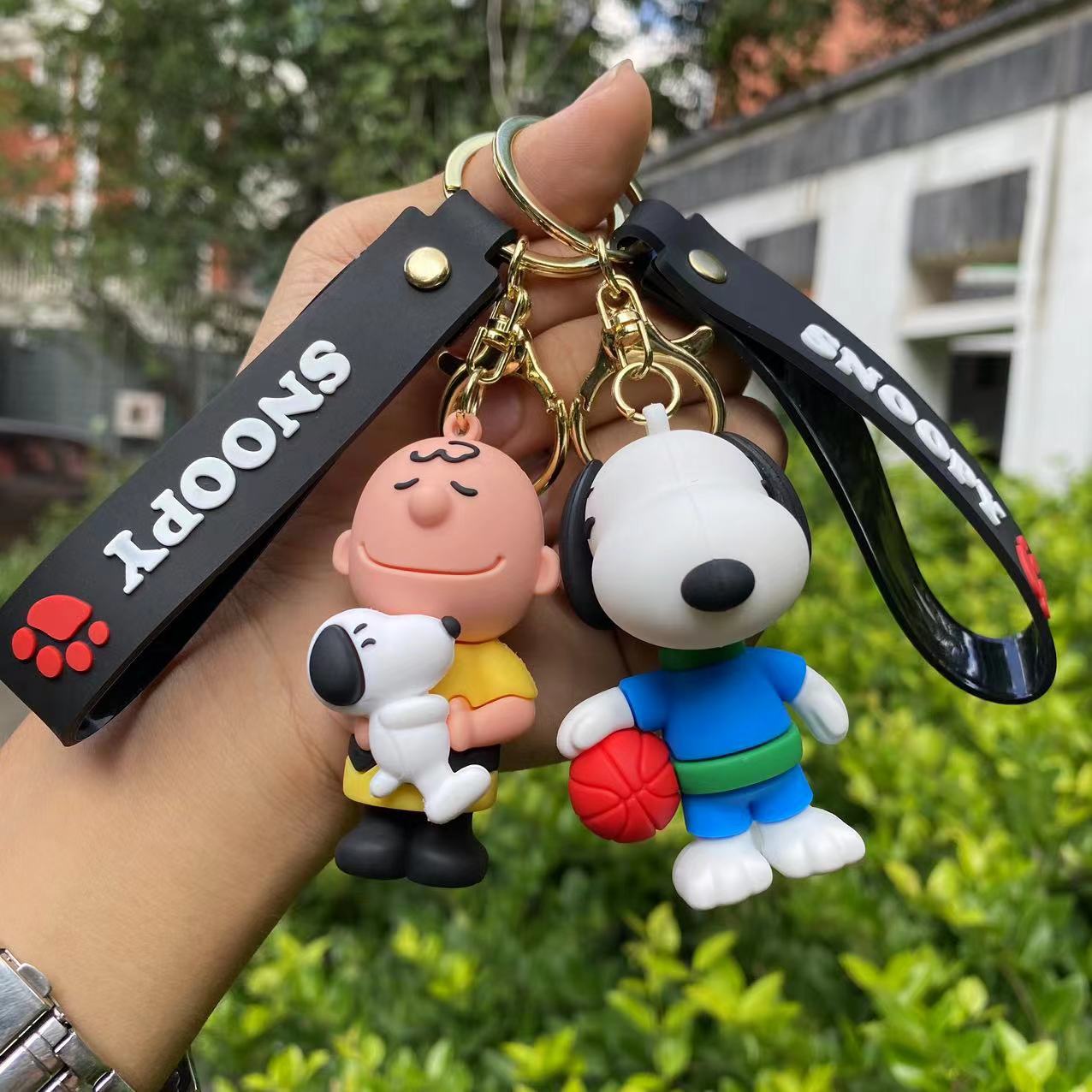 PVC new Snoopy doll keychain MIC-YiS010