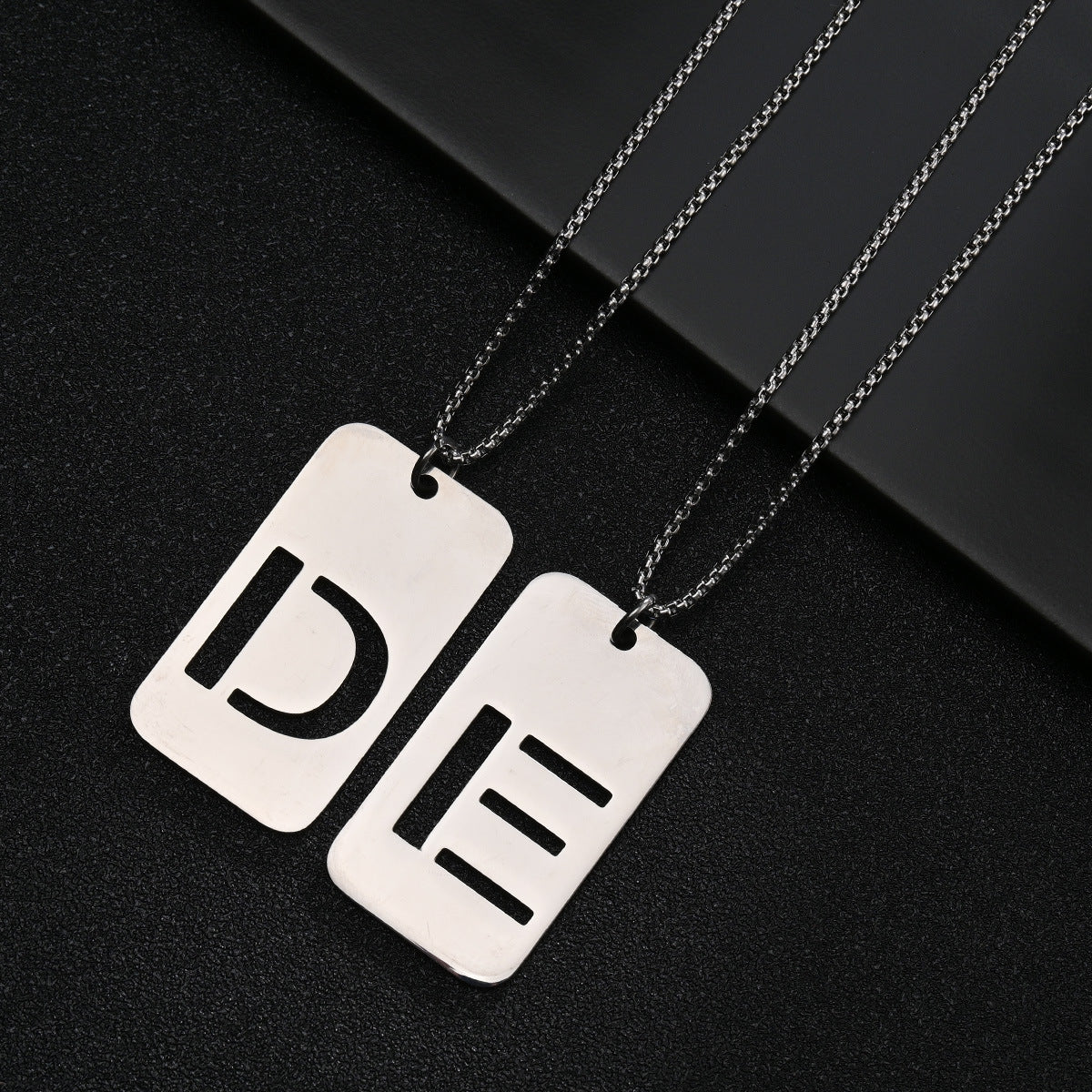 Necklaces Stainless Steel Letter Hollow Minimo de compra 2 ShouM002