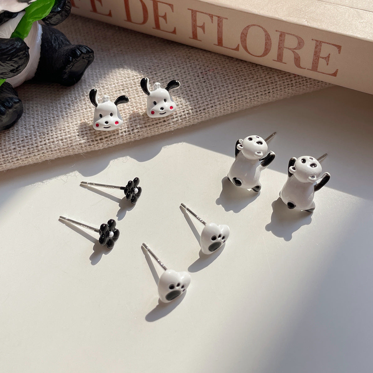 Alloy cartoon black and white panda earrings MIC-ShuangX039