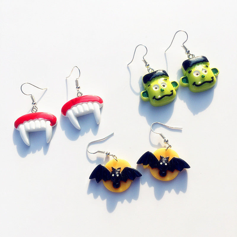 Acrylic funny Halloween earrings MIC-ChouT002