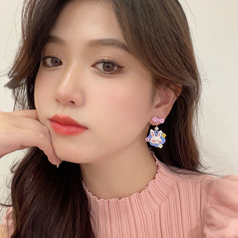 Alloy Little White Rabbit Flower Earrings (Minimo de Compra 2) MIC-BLD044