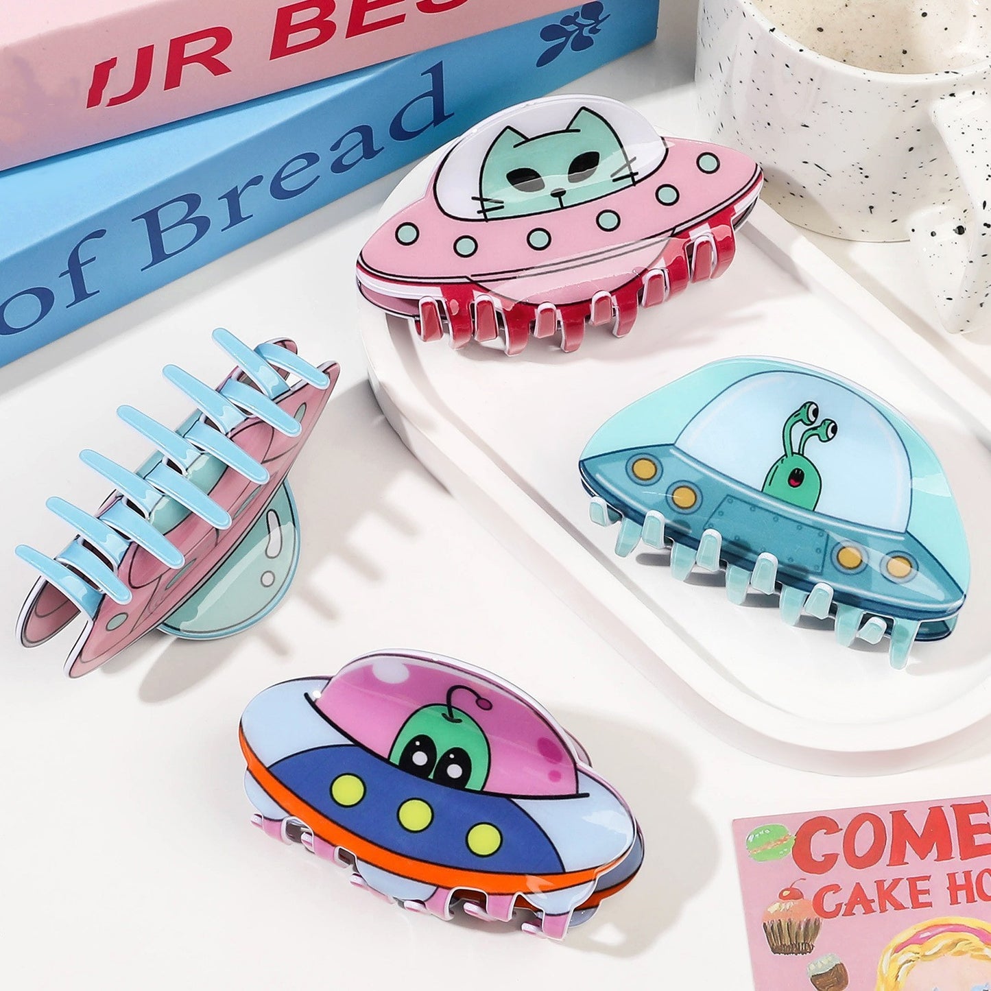 Plastic alien spacecraft acetate hair clip MYA-YHJ003