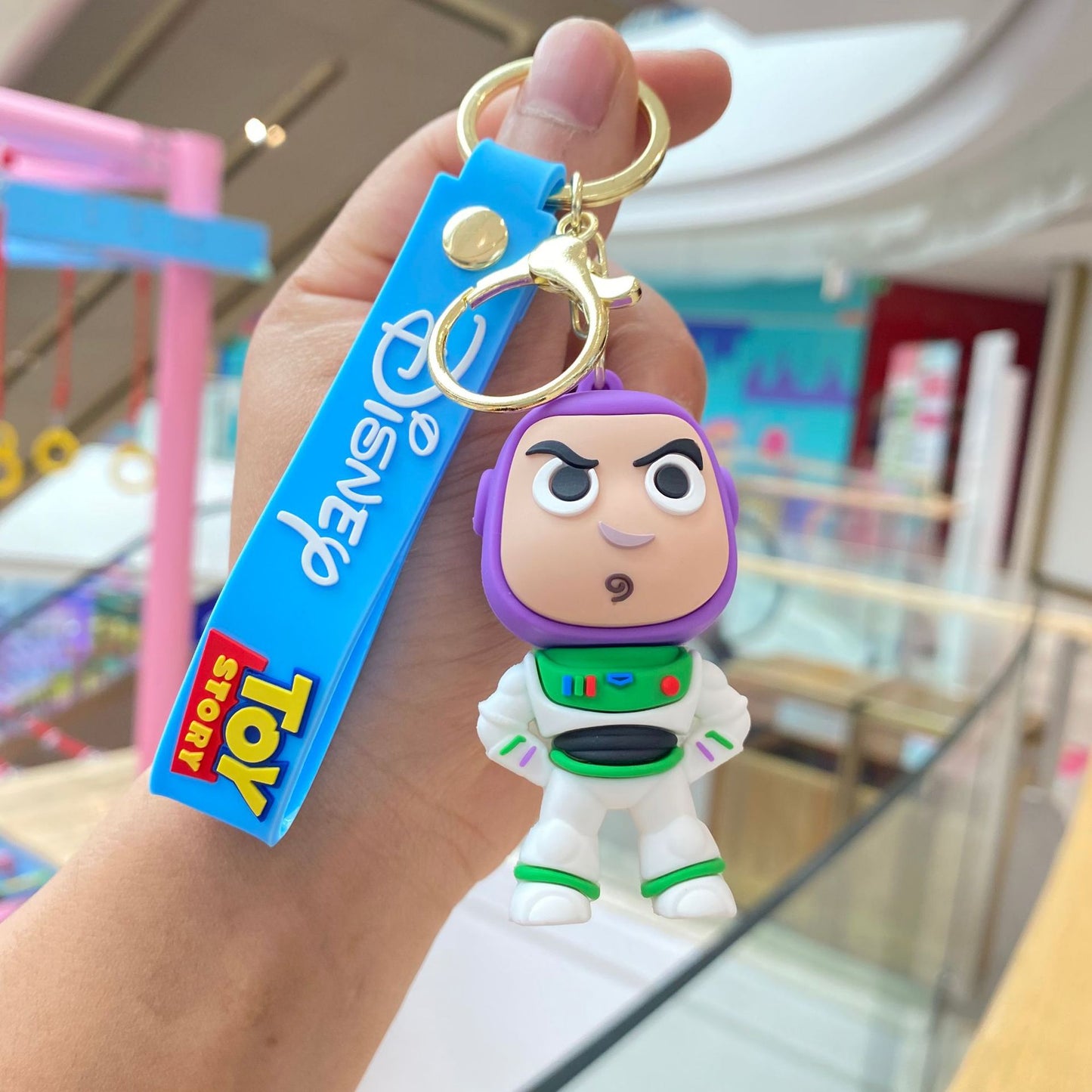 PVC cartoon toy mobilization keychain (Minimo de Compra 2) MIC-PengY012