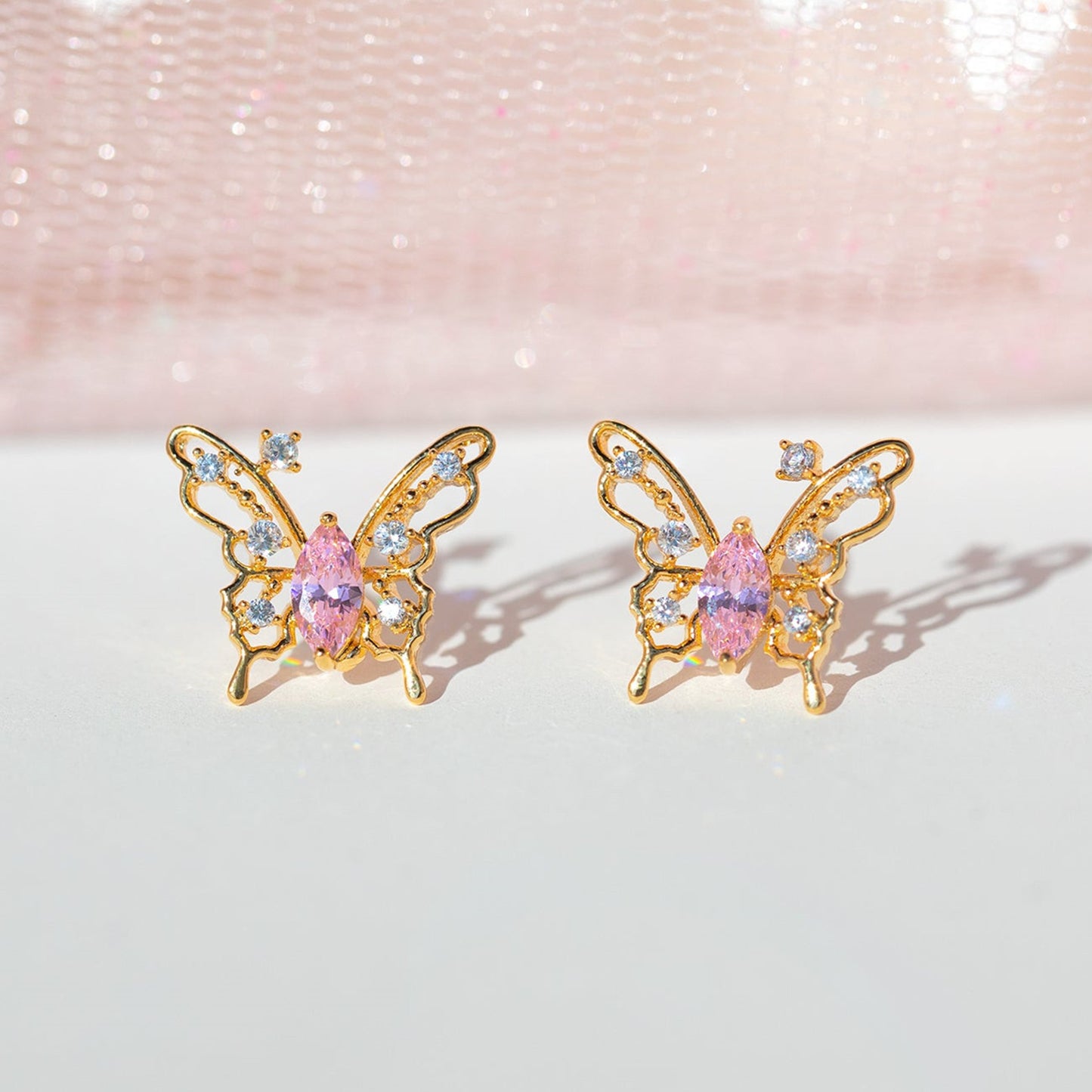 Alloy hollow butterfly earrings (Minimo de Compra 2) MIC-WuB003