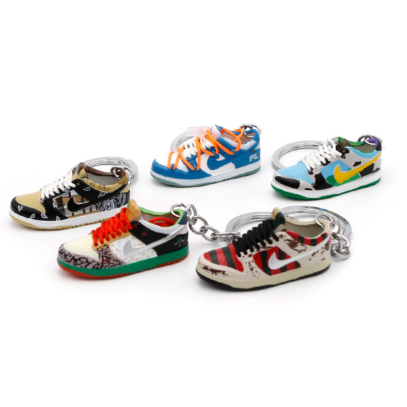 plastic trend skateboard shoes keychain (M) MIC-QLP001