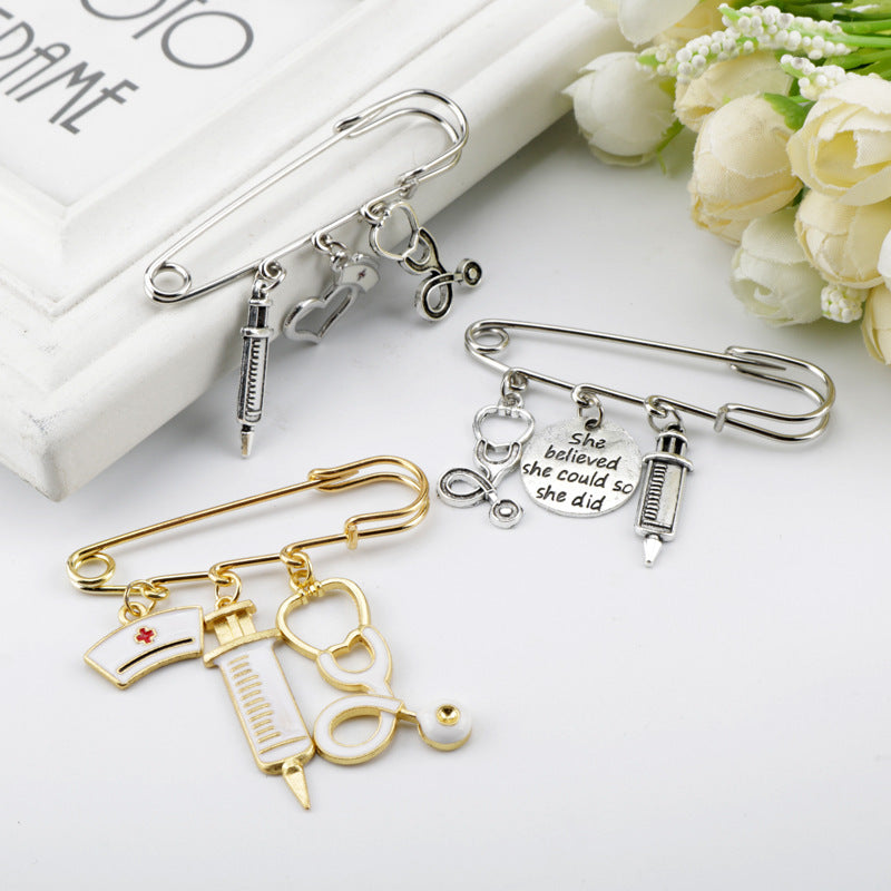 Alloy syringe barrel brooch MIC-AiWen022