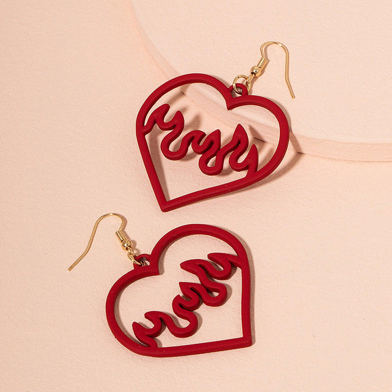 Resin red hollow heart earrings (Minimo de compra 2) MIC-HLM017