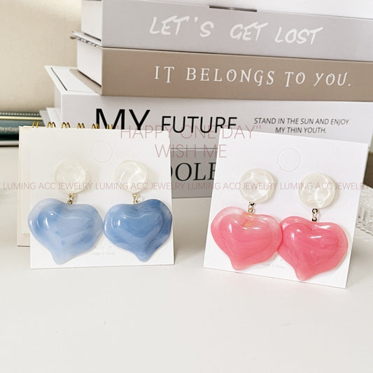 Acrylic  Ice Blue Sea Salt Love Earrings (Minimo de Compra 2) MIC-LuM002