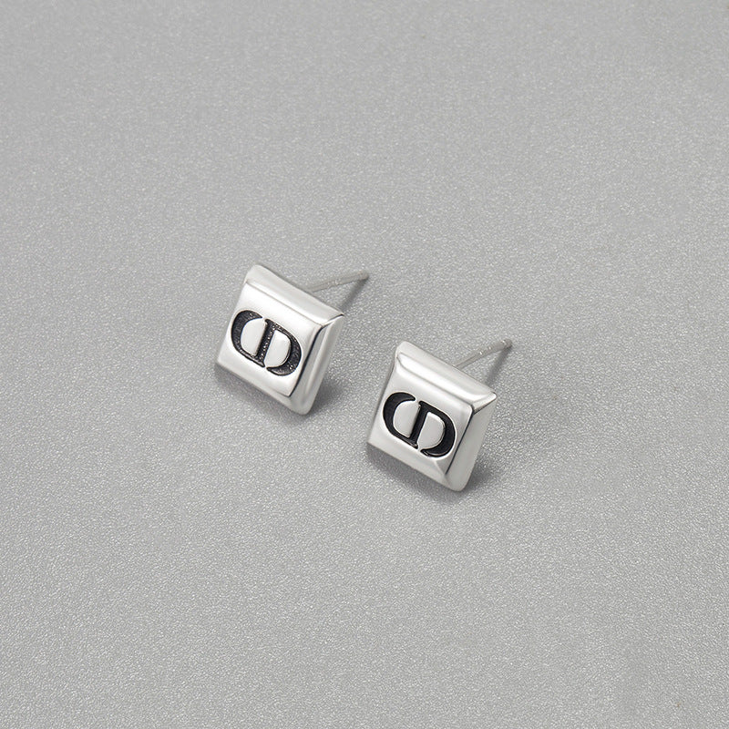 S925 Sterling Silver Retro 3D CD Letter Earrings US-YHG006