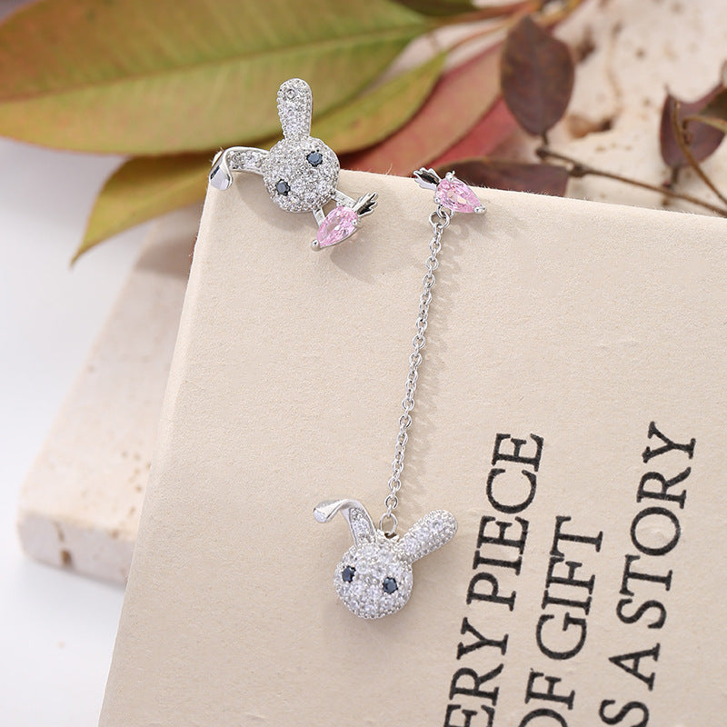 Alloy Asymmetric Little Rabbit Earrings MIC-GuT002