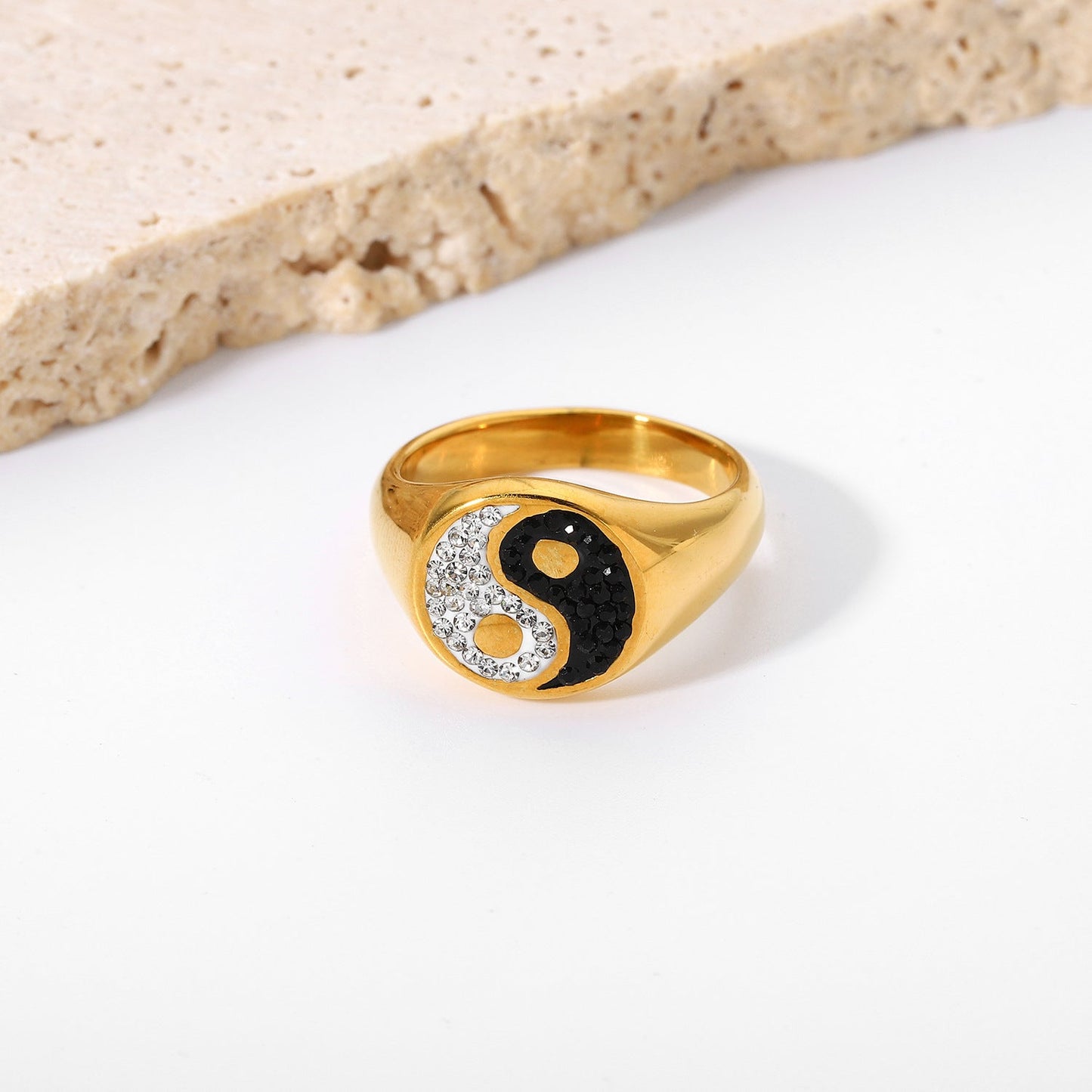 Stainless Steel Black & White Yin Yang Gold Plated Ring MIC-JieD003