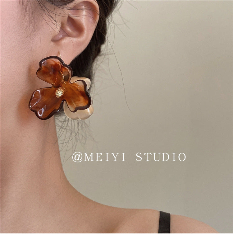 Acrylic transparent flower earrings (Minimo de Compra 2) MIC-LuM003