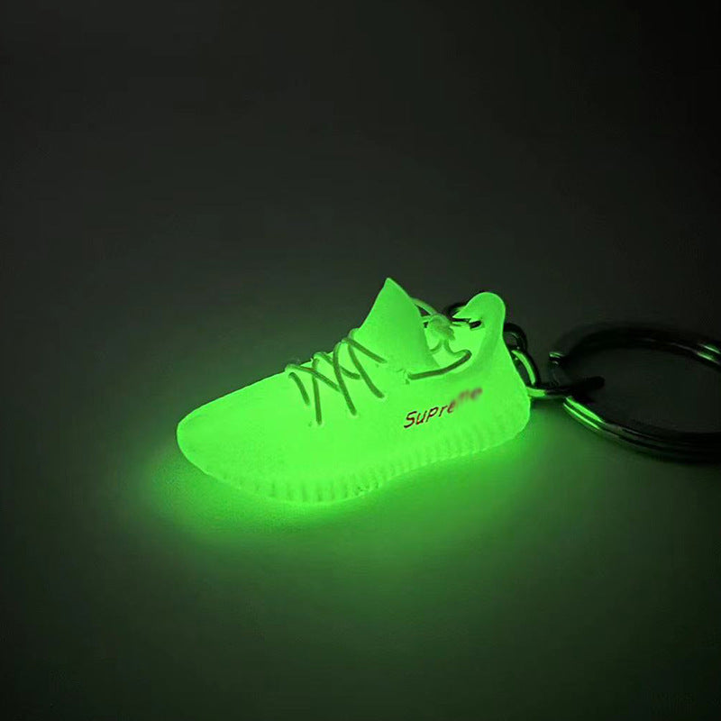 Keychains PVC Stereo Shoe Model Luminous Sneakers MIC-QLP037