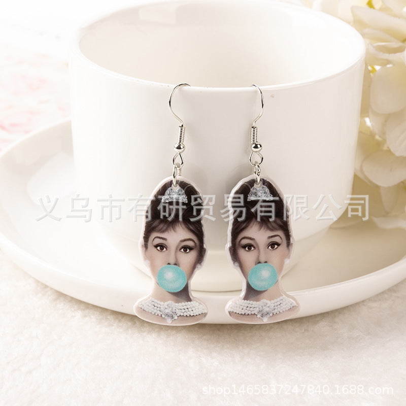 Resin printed bubble blown girl earrings (Minimo de Compra 2) MIC-YouY022