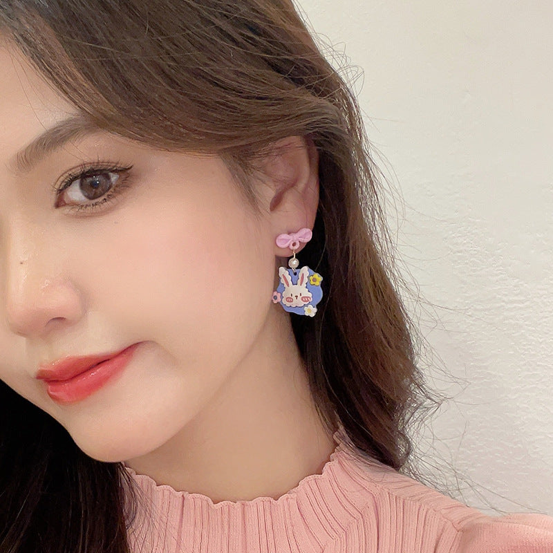 Alloy Little White Rabbit Flower Earrings (Minimo de Compra 2) MIC-BLD044