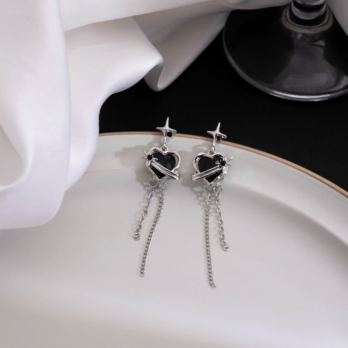 Alloy diamond studded star earrings MIC-MDD153