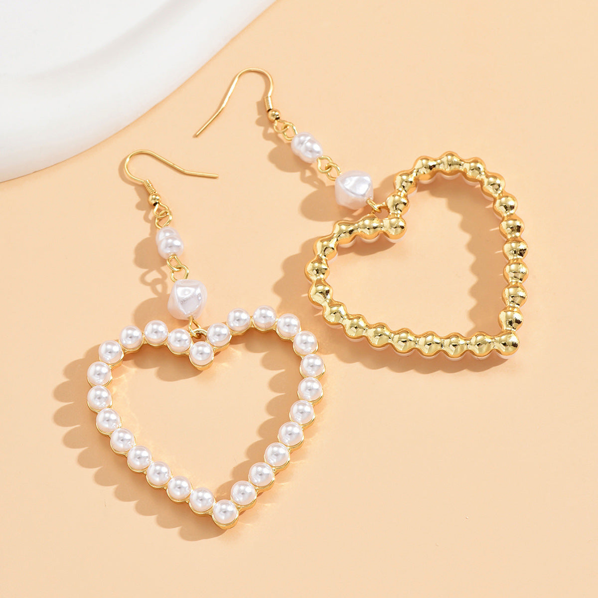 Alloy Baroque Vintage Peach Heart Earrings MIC-ABL030