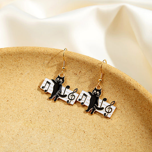 Acrylic black and white cat earrings MIC-HongC032