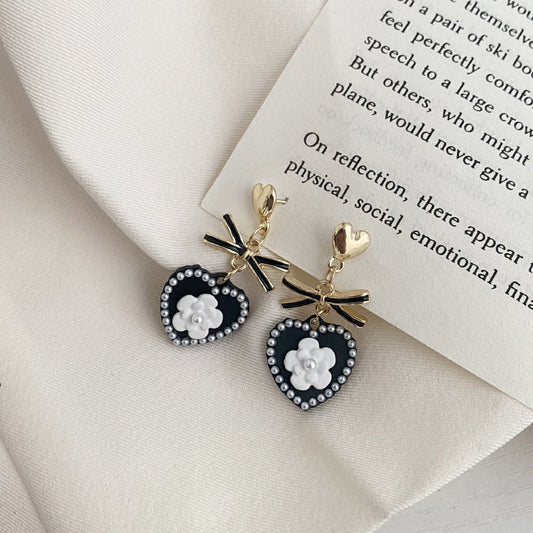 S925 Silver Needle Mountain Camellia Love Earrings Earrings MIC-KGG020