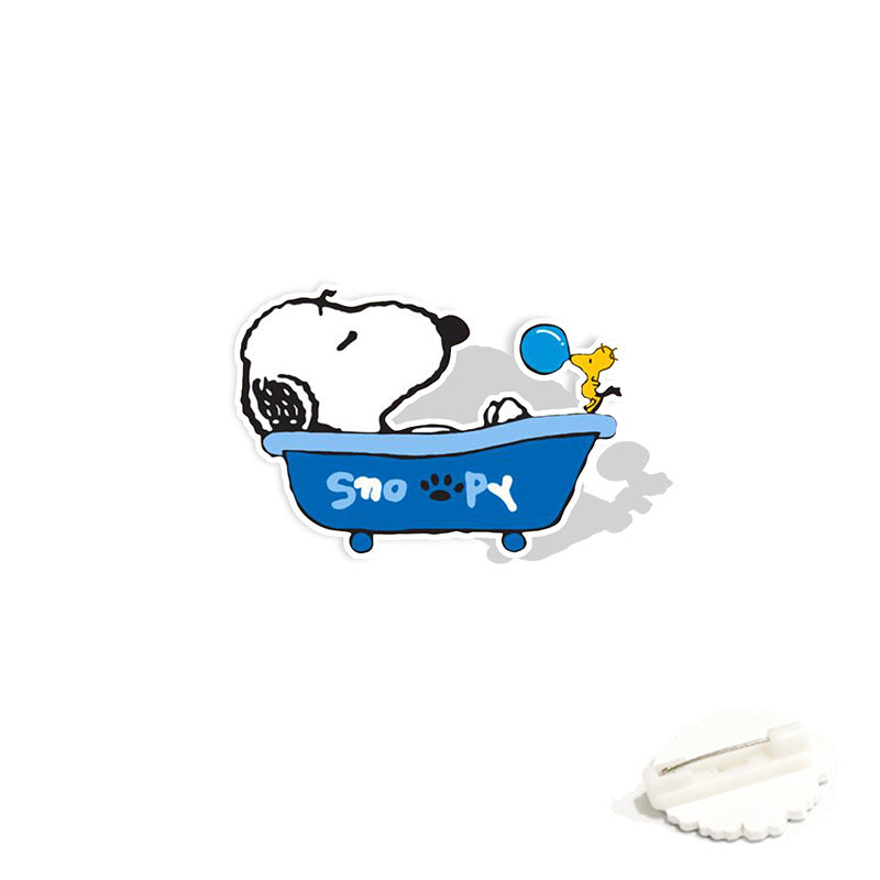 Acrylic cartoon cute Snoopy brooch (Minimo de compra 2) MYA-WeiJ011