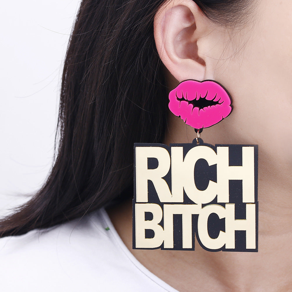 Acrylic Flame Red Lip Letter Earrings (Minimo de compra 2) MIC-XiangE004