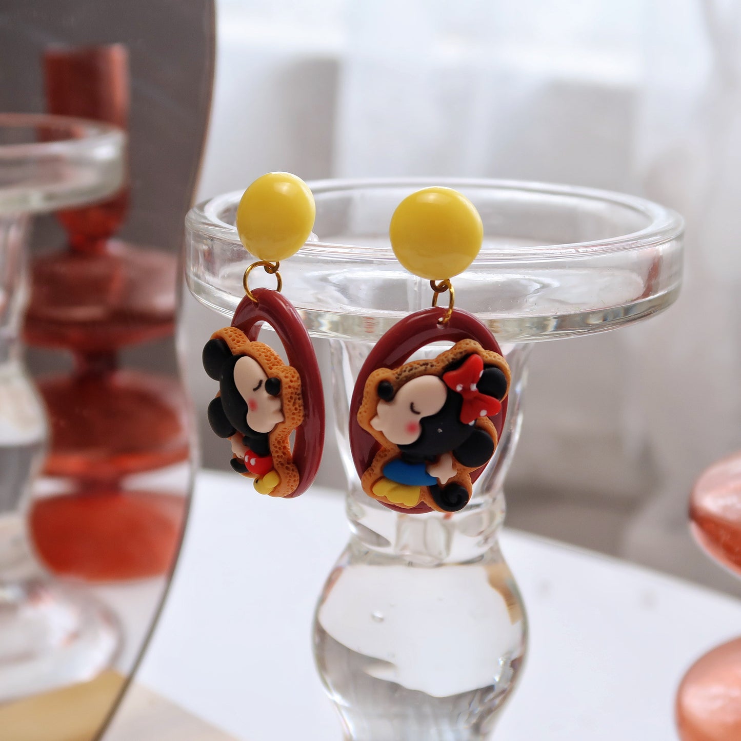 Resin cartoon retro personalized earrings MIC-XME004