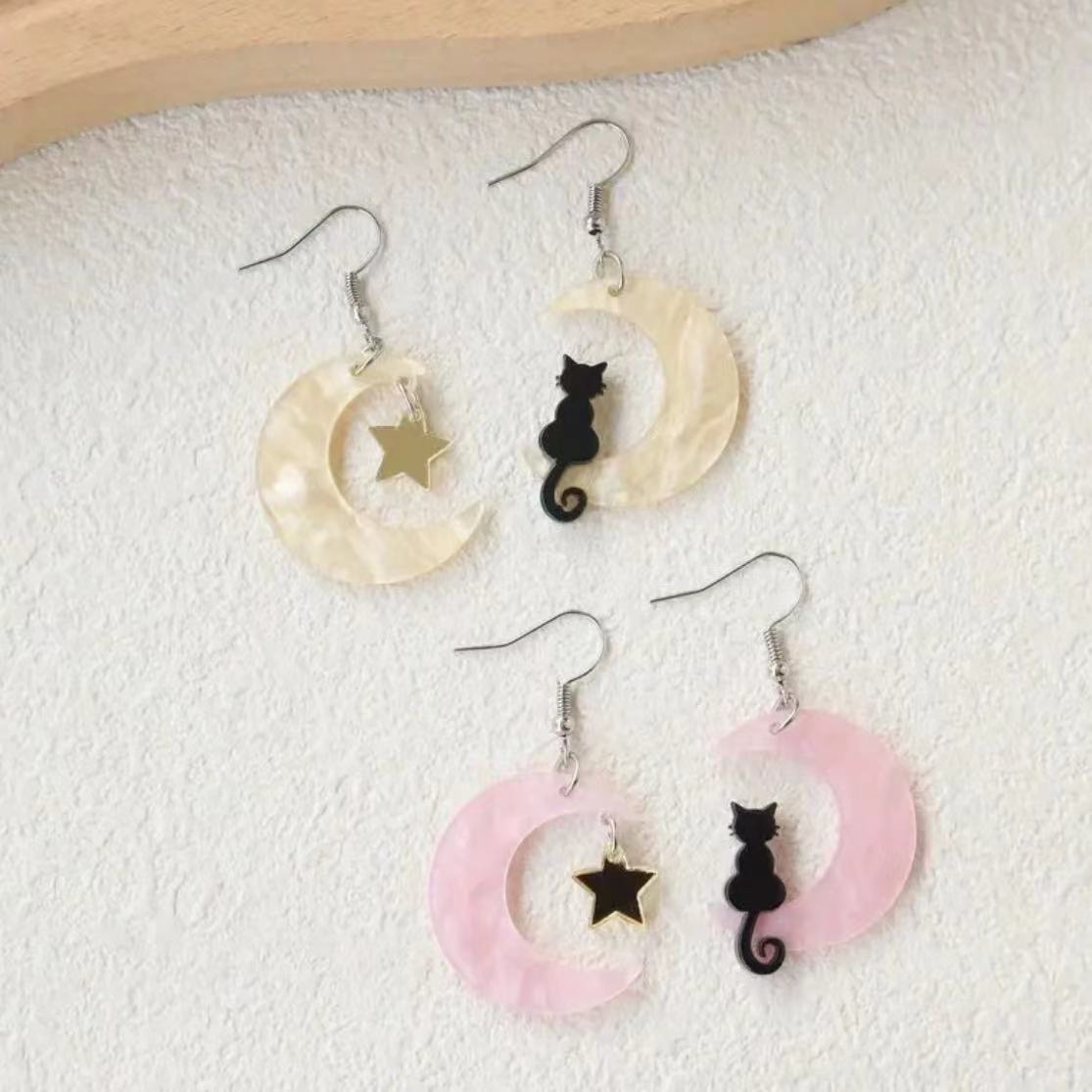 Alloy acrylic moon cat earrings (Minimo de compra 2) MIC-AnD001