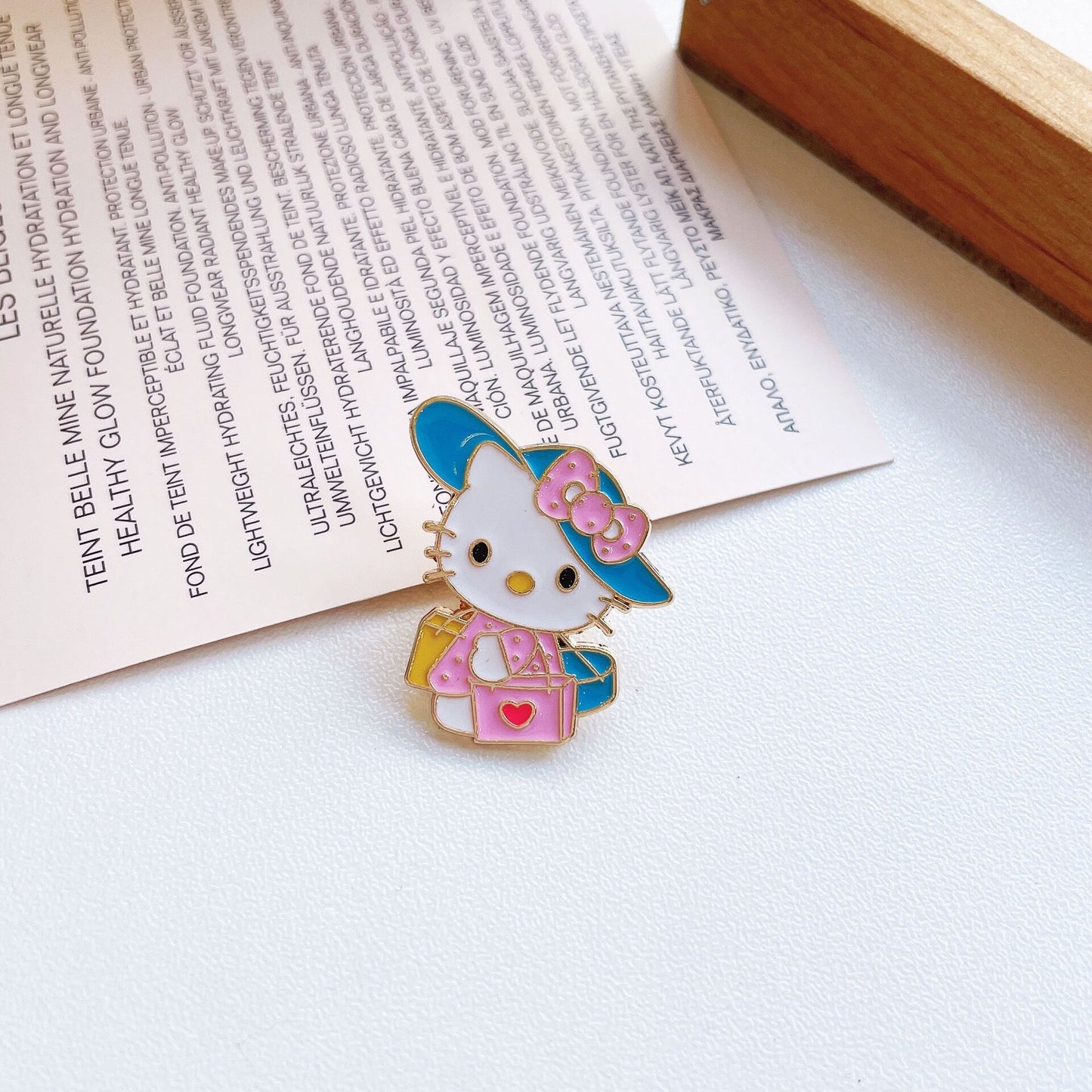 Alloy cute anime character brooch MIC-KaL030