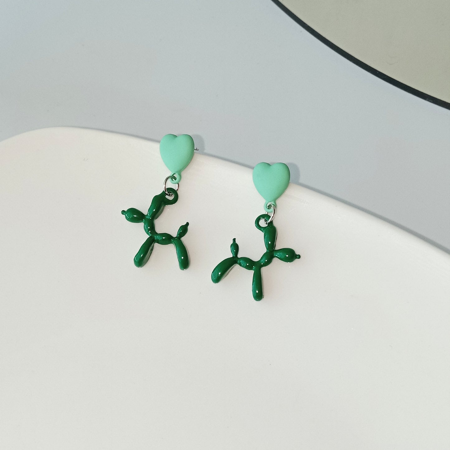 Alloy cartoon balloon dog ear clip (Minimo de Compra 2) MIC-KaiT019