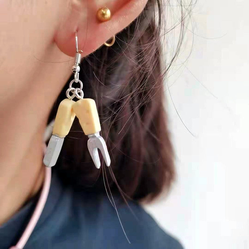 Resin simulation pizza cheese earrings (Minimo de Compra 2) MIC-ChouT028