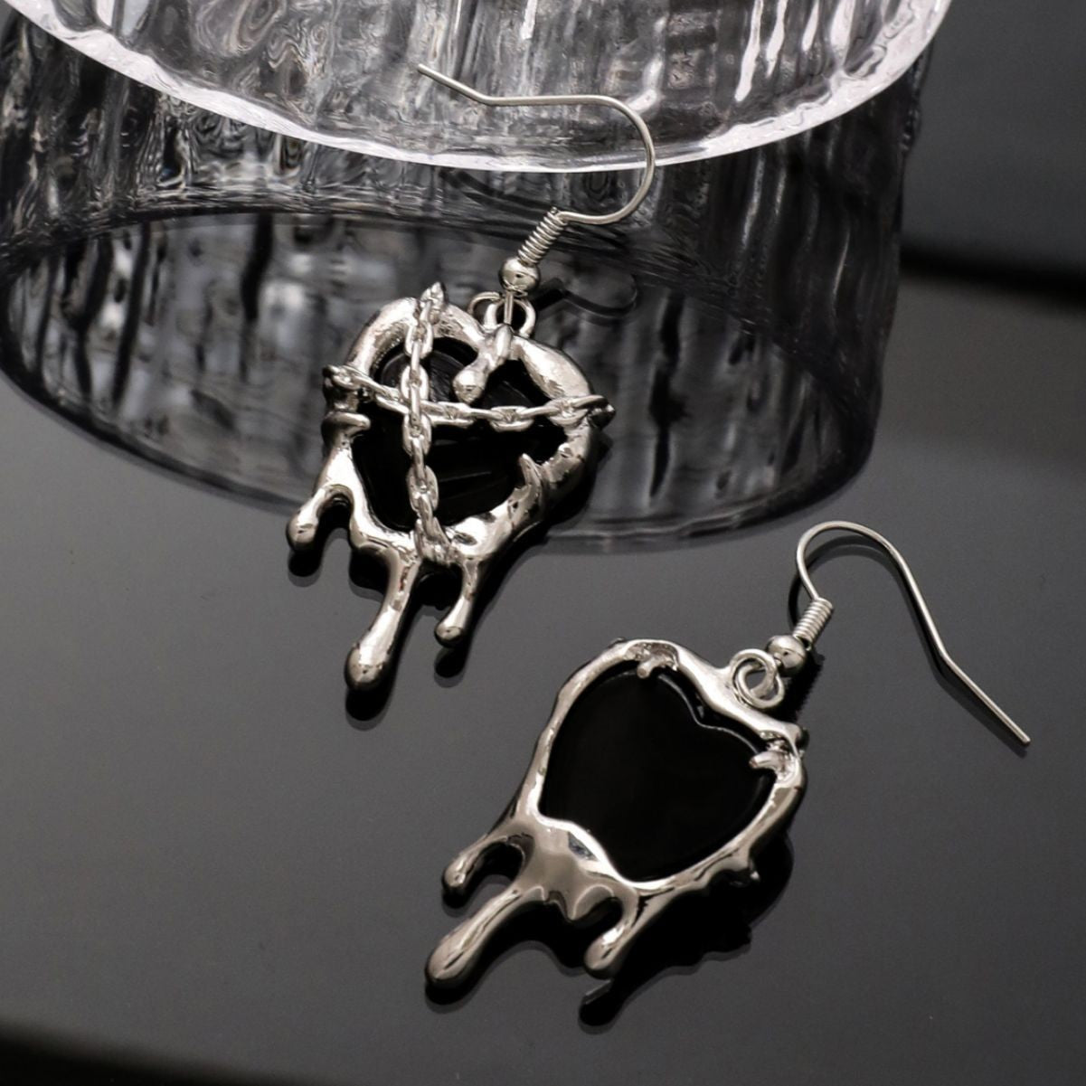 Heart Lava Heart Earrings with Alloy Imprisonment MIC-JunJ013