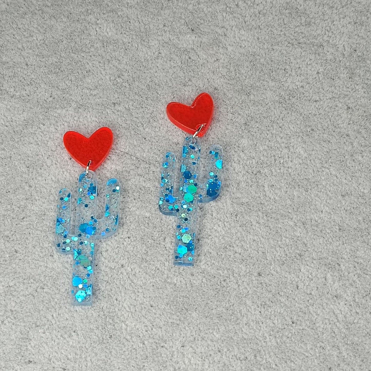 Acrylic cactus heart earrings MIC-JiuT010