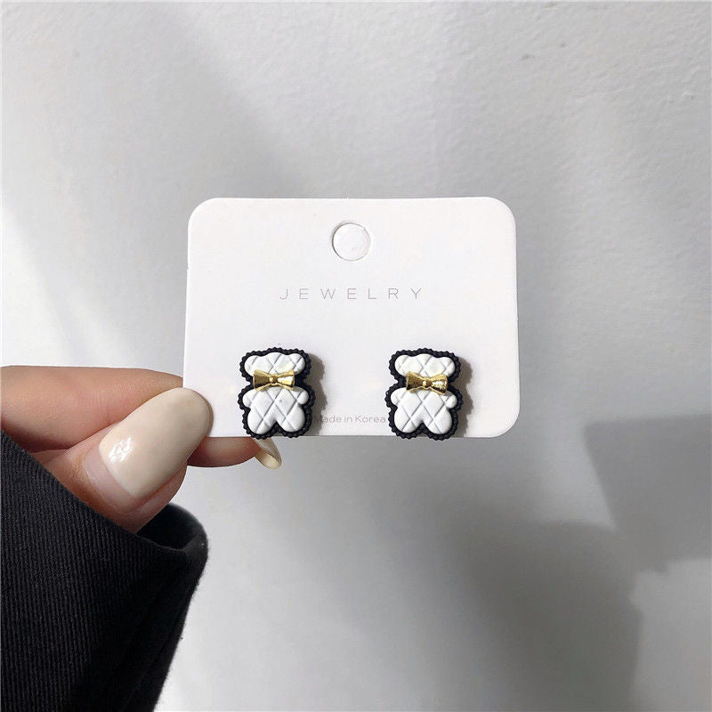 Resin cute little bear earrings (Minimo de Compra 2) MIC-XiM040