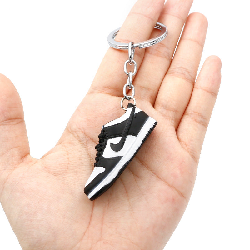 plastic trend skateboard shoes keychain (M) MIC-QLP005