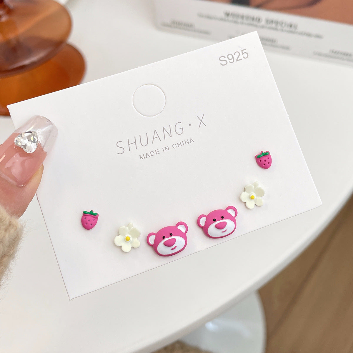 Acrylic Flower Butterfly Knot Earrings (Minimo de Compra 2) MIC-ShuangX029