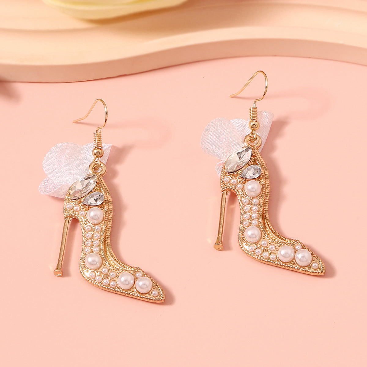 Alloy cartoon crystal shoe earrings MYA-YueL018