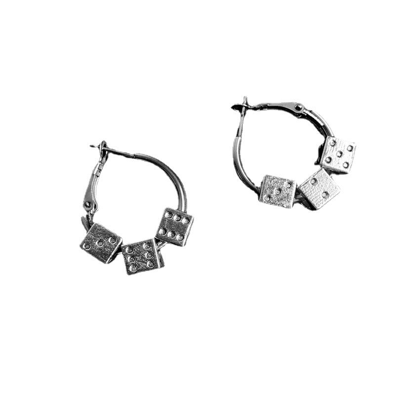 Earring Alloy Punk Style Street Dice Stainless Steel Earring Minimo de compra 2 MAON001