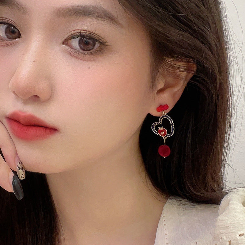 Alloy Asymmetric Heart Earrings (Minimo de Compra 2) MIC-BLD046